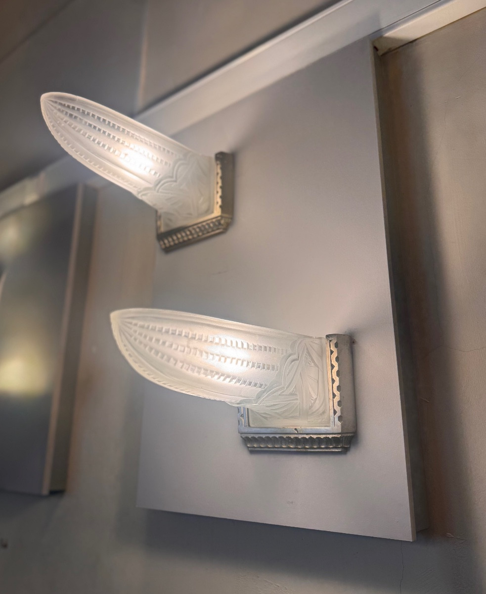 Pair Of Art Deco Sconces Belgian Verreries 