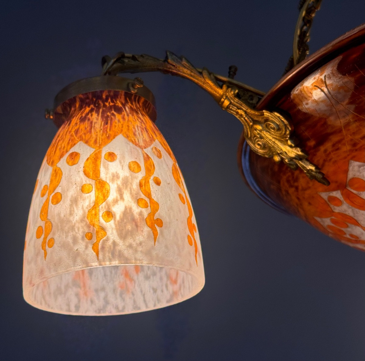 Extremely Rare Art Deco Chandelier « Les Rubaniers » By Charles Schneider / Le Verre Français -photo-5
