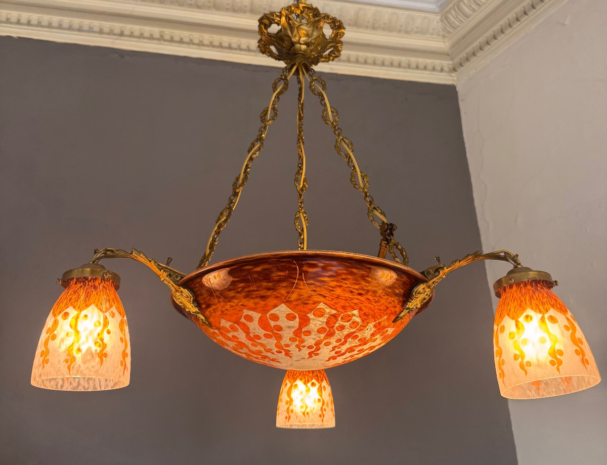 Extremely Rare Art Deco Chandelier « Les Rubaniers » By Charles Schneider / Le Verre Français 