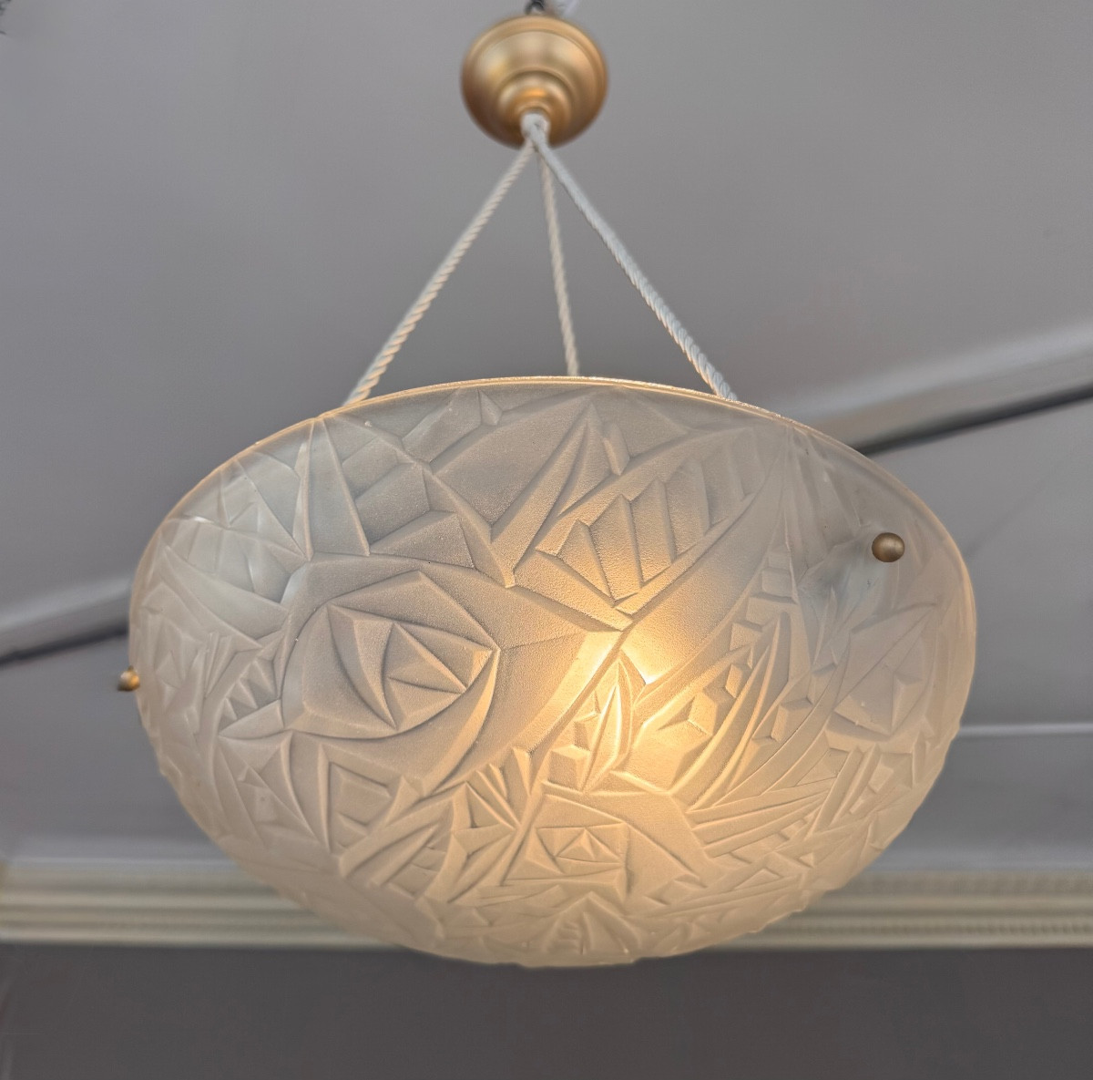 Paire de Suspensions / Plafonniers Vasques Art Déco Degué à cordelières ( lustre deco 1930 ) 
