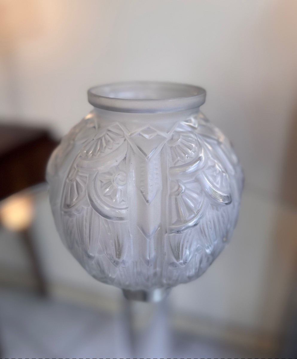 Vase Art Déco Boule « Feuilles de Lys » Signé Lorrain Nancy  ( vases art deco 1930 ) -photo-2