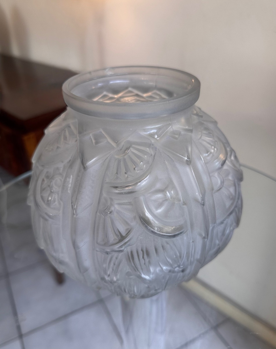 Vase Art Déco Boule « Feuilles de Lys » Signé Lorrain Nancy  ( vases art deco 1930 ) -photo-4