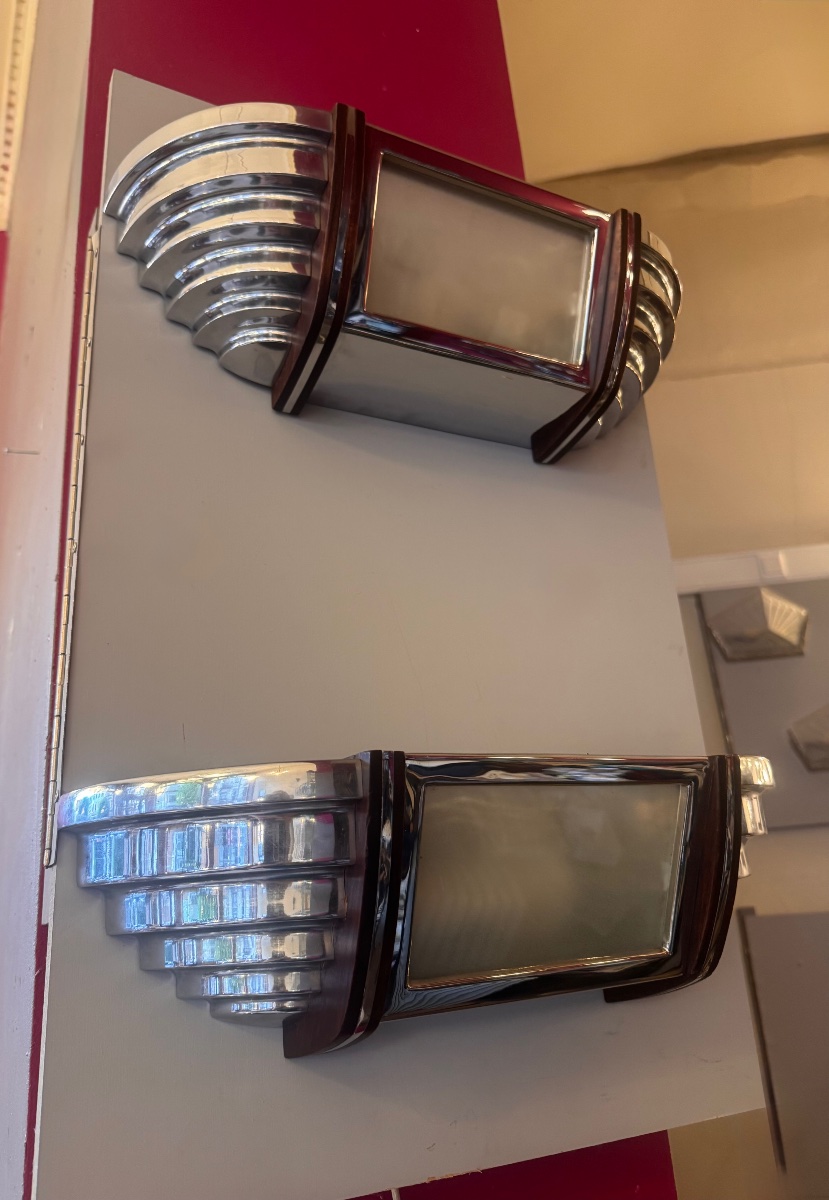 Pair Of Art Deco Modernist Sconces In Chromed Metal And Rosewood ( Art Deco Sconce 1930 )