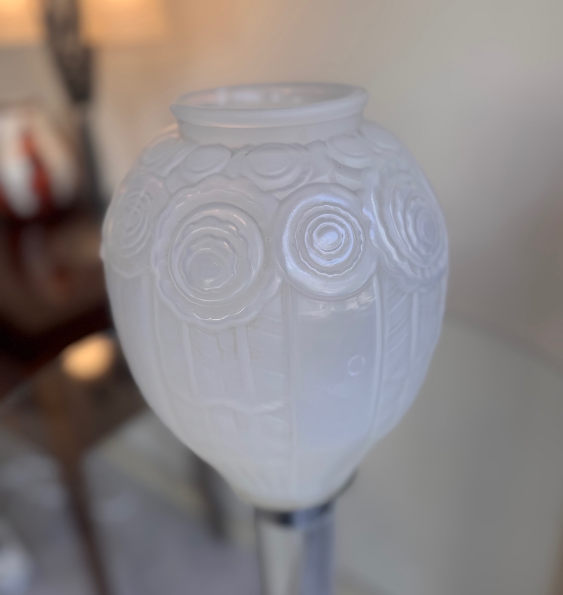 Art Deco "roses" Vase (large) In Opalescent Glass, Signed A. Hunebelle (art Deco, 1930)-photo-2