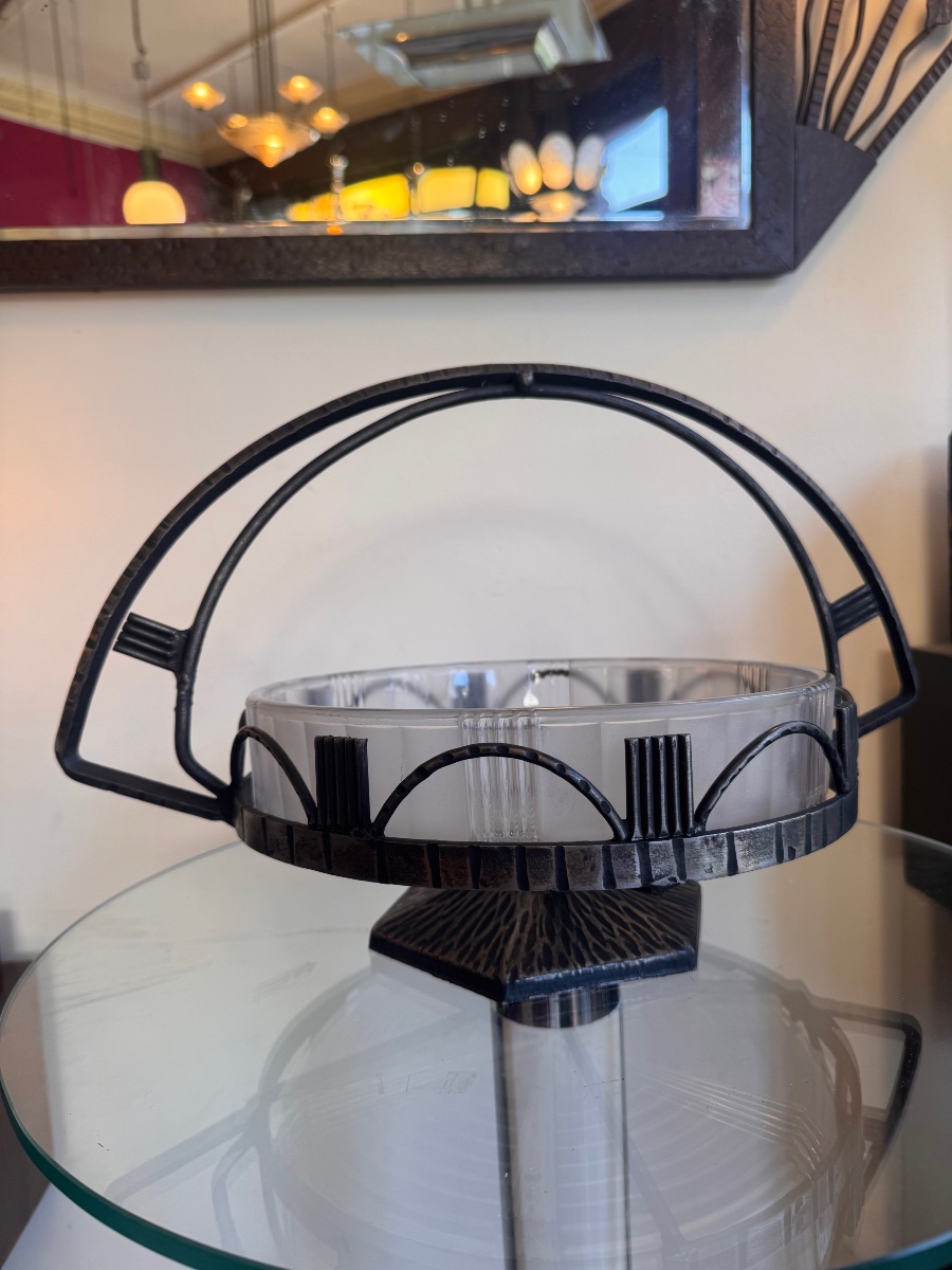 Centre de Table / Vide-poches / Corbeille Art Déco en verre pressé et fer forgé ( deco 1930 ) -photo-6