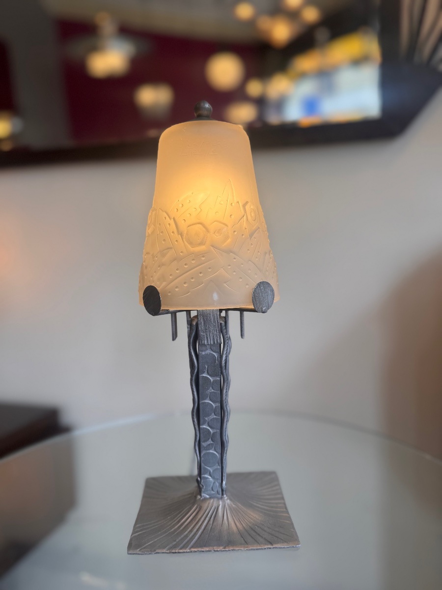 Art Deco "fougères" Table Lamp, Signed Müller Frères Lunéville / Pressed Glass (1930s Art Deco)