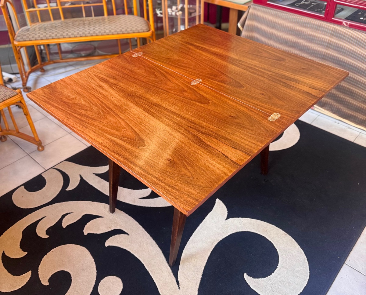 Late Art Deco (1945) Convertible Table In Buffeted Walnut / 4 Positions (1930s Art Deco)-photo-1