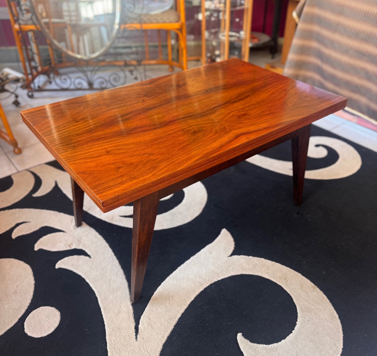 Late Art Deco (1945) Convertible Table In Buffeted Walnut / 4 Positions (1930s Art Deco)