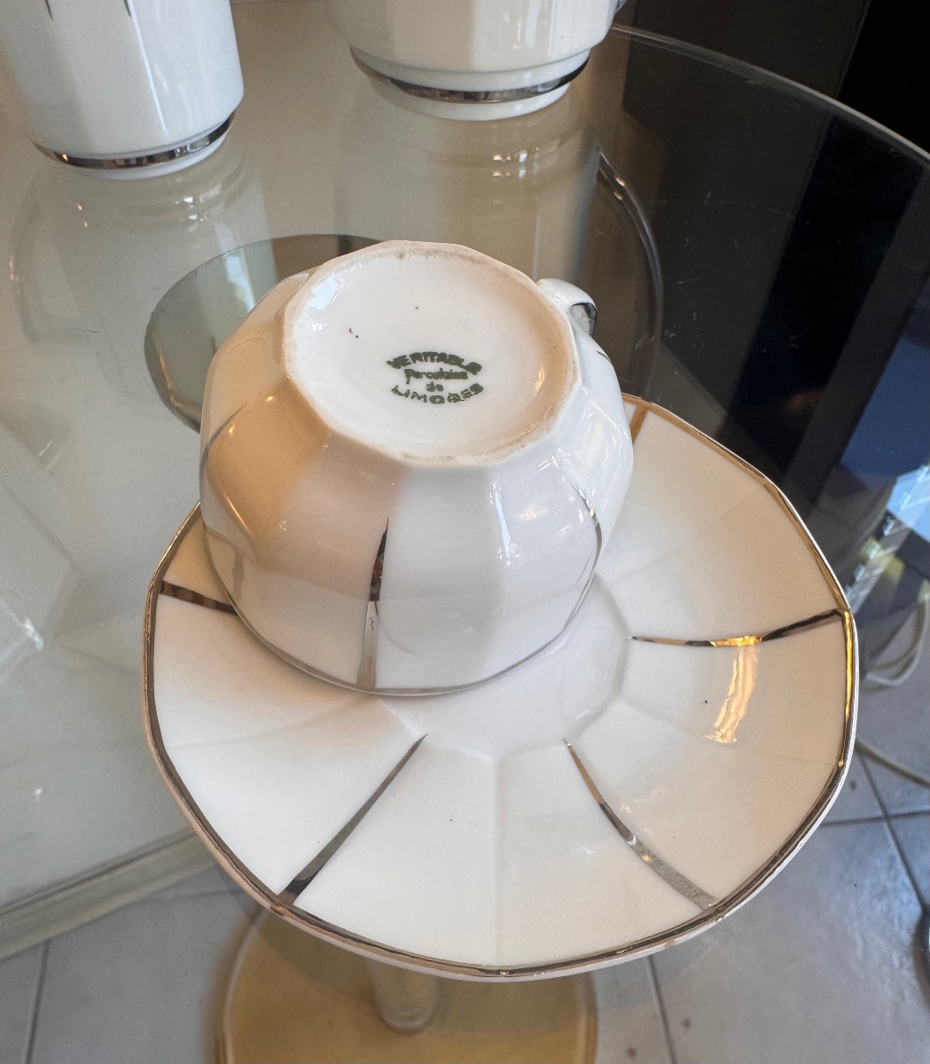 Art Deco "skyscraper" Tea And Coffee Set In Limoges Porcelain {cache} (1930s) -photo-1