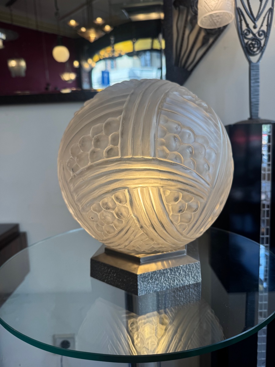 Important Art Deco Lamp By Hettier & Vincent, “turbans” Model / Nickel-plated Bronze (1930s Art Deco) -photo-3