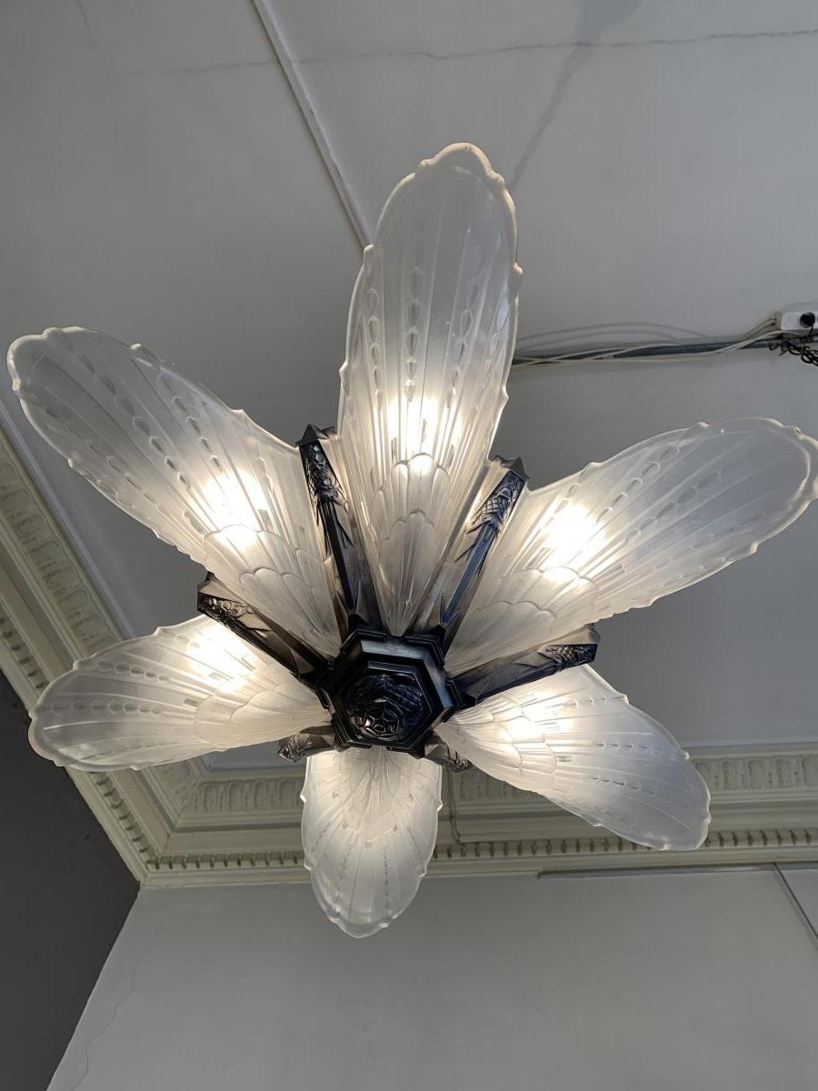 Lustre Art Deco EJG à 6 cornets de verre moulé-pressé (cat: -photo-4