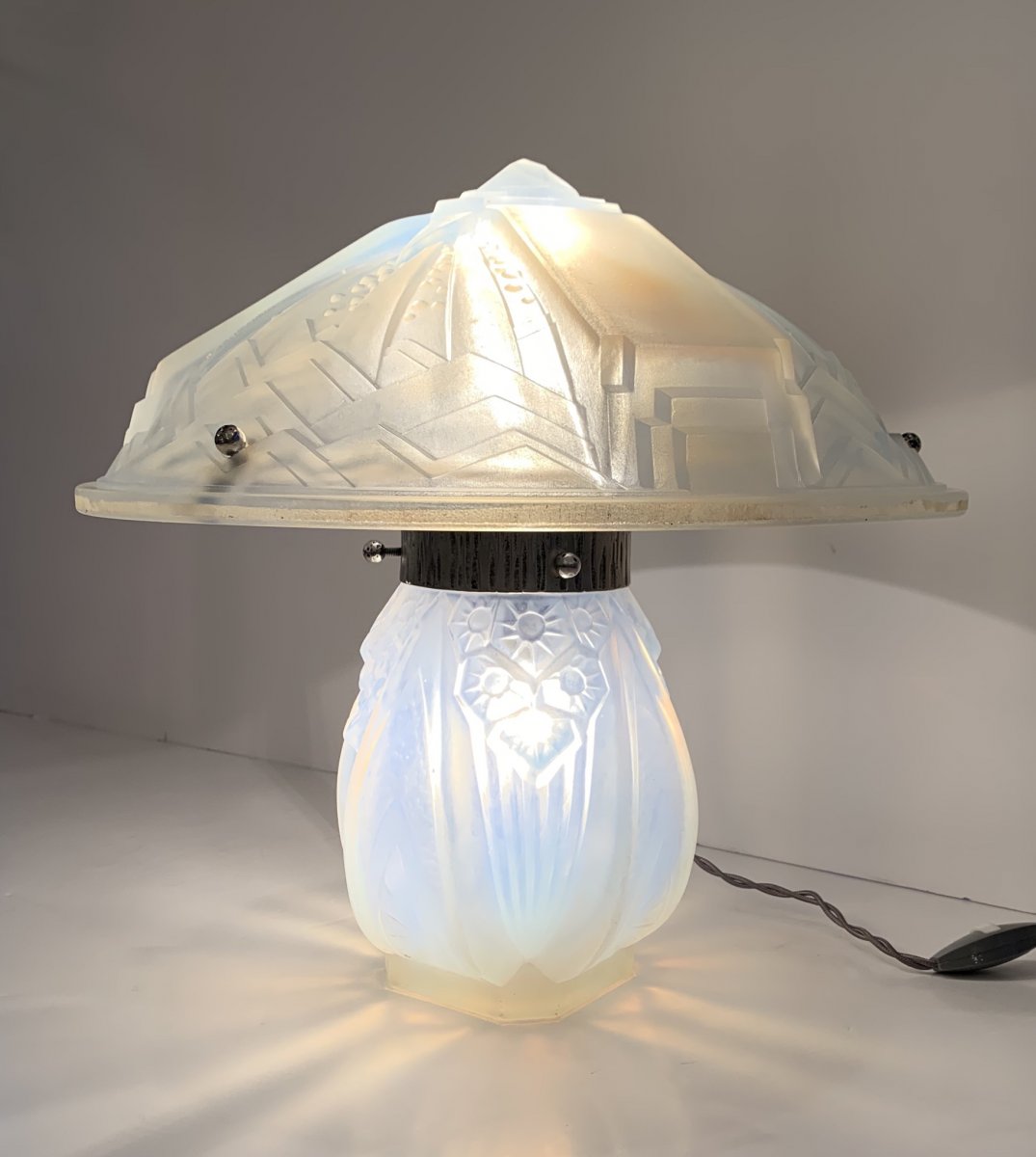 Art Deco Opalescent Lamp Signed Müller Frères Lunéville (cat: 1930s Art Deco Lamps)-photo-3