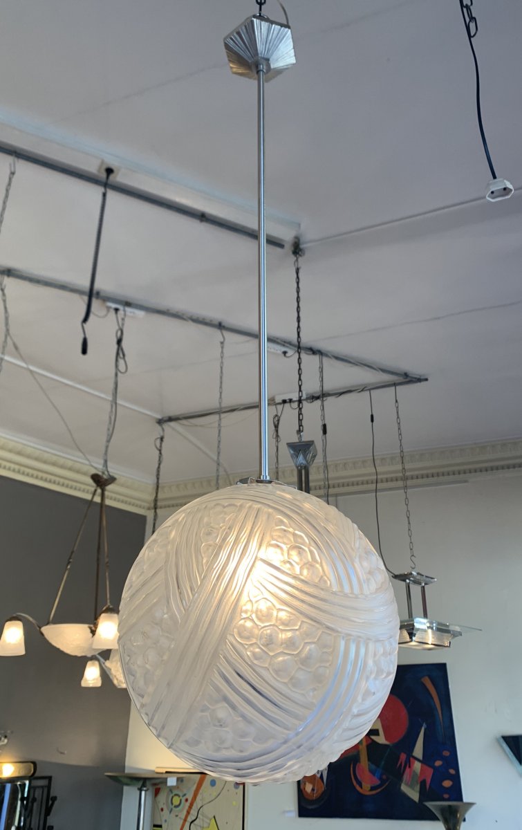 Art Deco Pendant Lamp Hettier-vincent Et Verreries Des Hanots (art Deco Chandelier 1930)