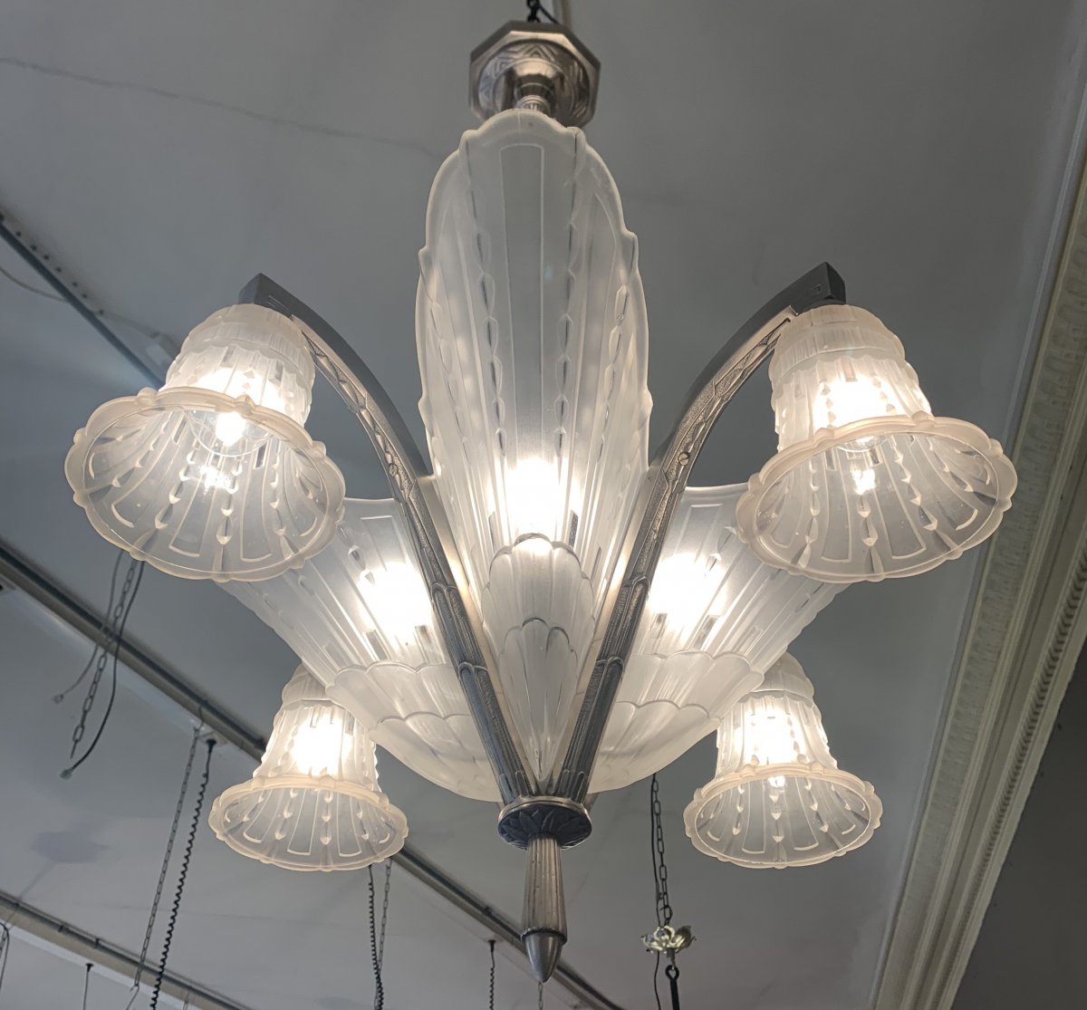 Art Deco Chandelier Ejg (jean Gauthier) With 4 Cones And 4 Tulips (art Deco Chandeliers 1930)-photo-4