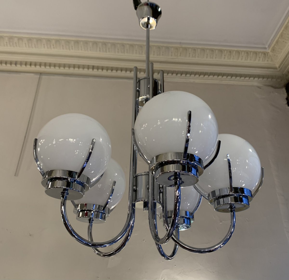 Modernist Art Deco Chandelier With 5 Balls In White Opaline (art Deco Chandeliers 1930)-photo-6