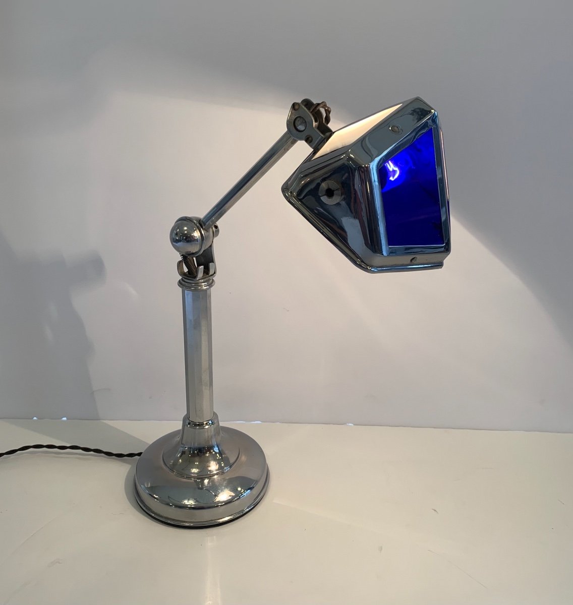 Telescopic And Adjustable Art Deco Desk Lamp -photo-3