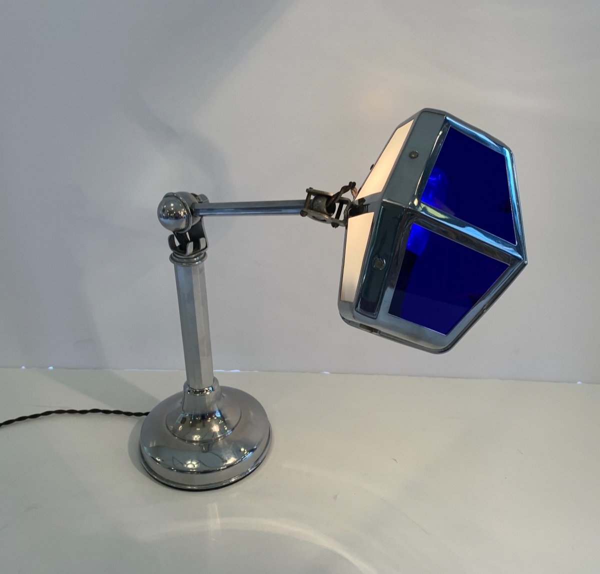 Telescopic And Adjustable Art Deco Desk Lamp -photo-4