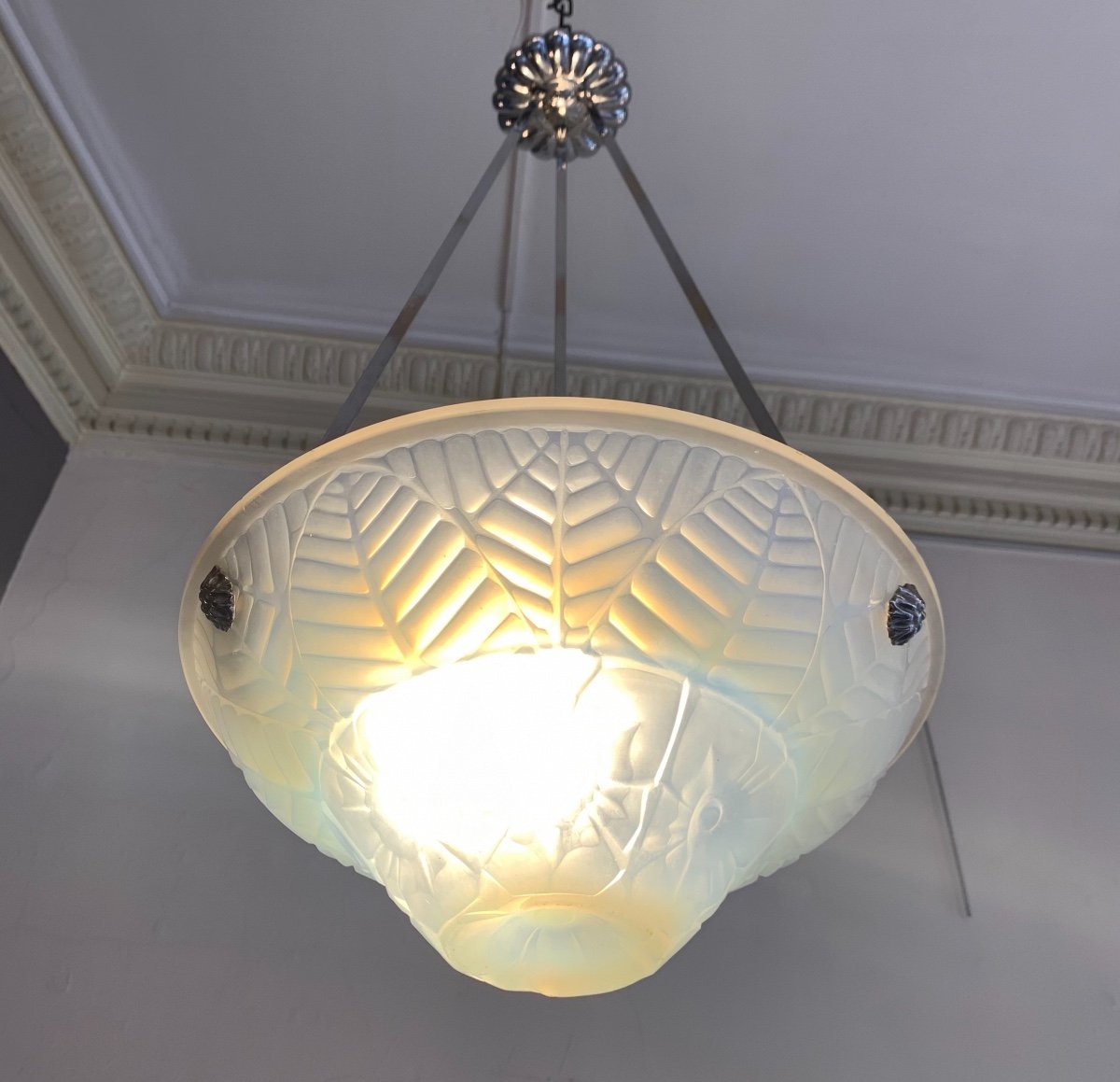 Art Deco Suspension / Ceiling Lamp In Opalescent Glass Signed Charles Ranc (art Deco Chandelier 1930)-photo-1