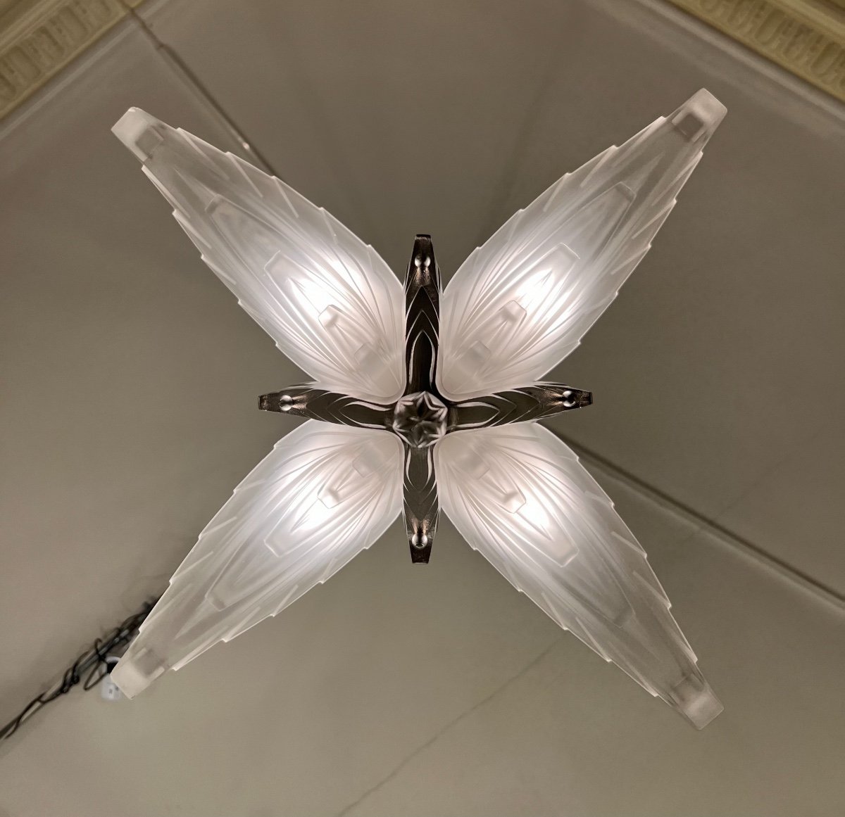 Superbe Lustre Art Déco Cornets «  Plumes » France 1930 ( Lustres / Suspension Art Deco 1930 ) -photo-4