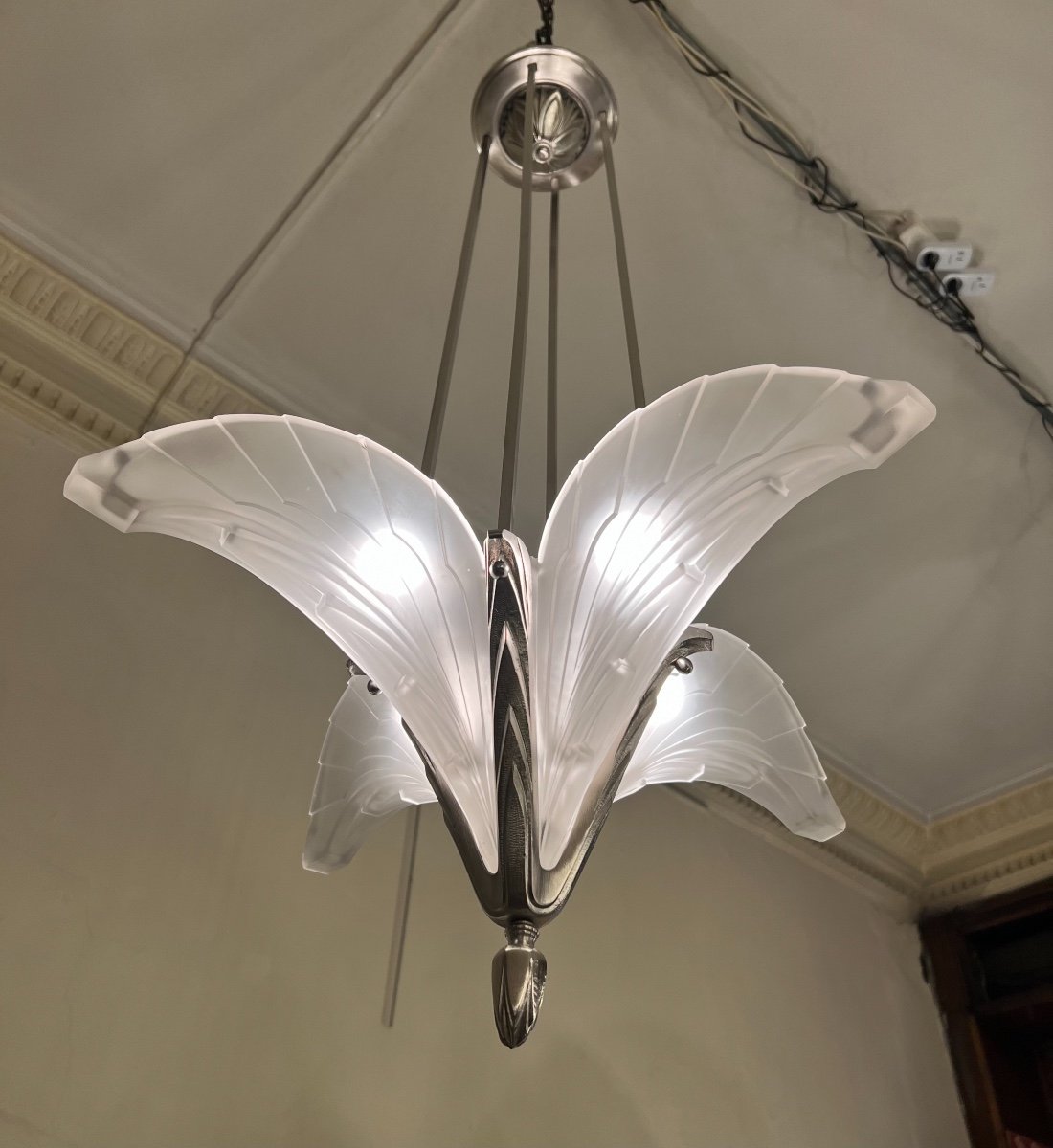 Superbe Lustre Art Déco Cornets «  Plumes » France 1930 ( Lustres / Suspension Art Deco 1930 ) -photo-1