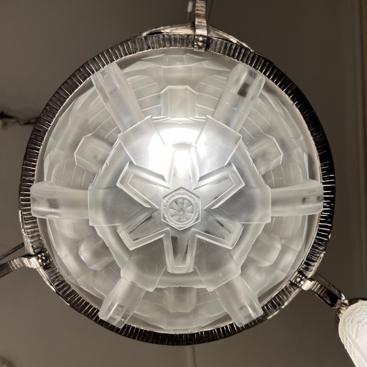 Art Deco Chandelier With Basin And Tulips Signed Müller Frères (suspension - Art Deco Chandeliers 1930)-photo-4