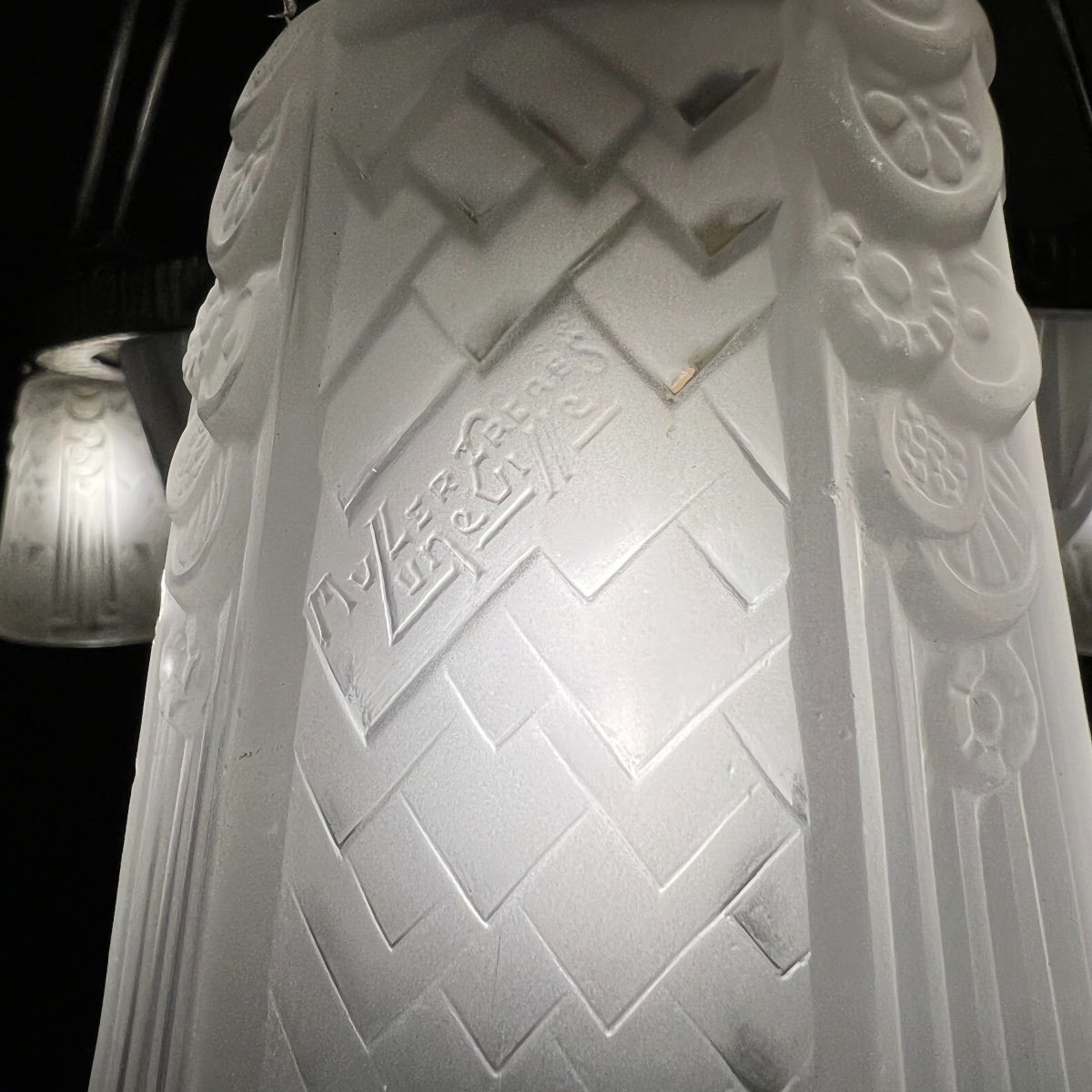 Art Deco Chandelier With Basin And Tulips Signed Müller Frères (suspension - Art Deco Chandeliers 1930)-photo-7