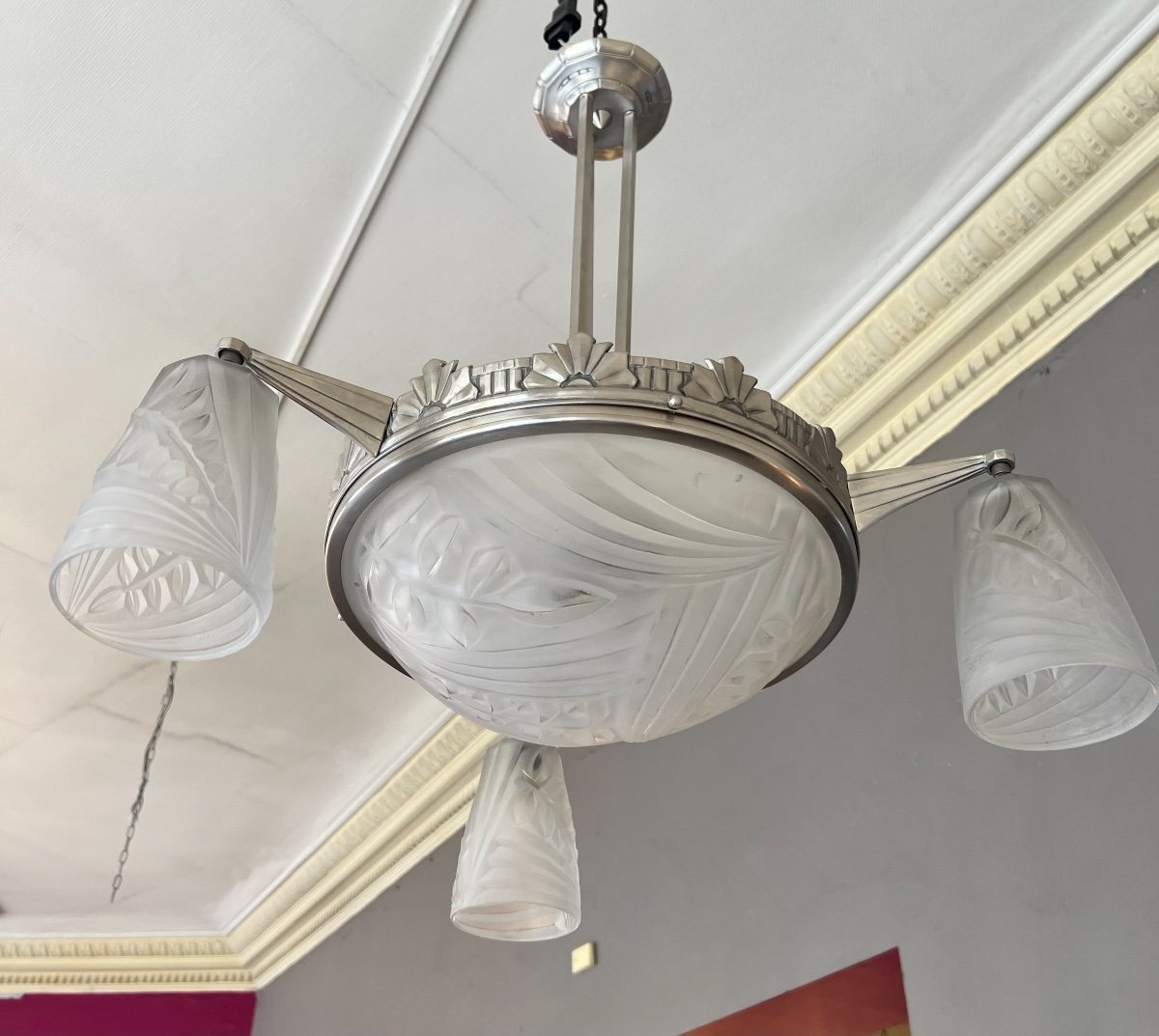 Art Deco Chandelier With Three Tulips And A Vasque Signed Degué (art Deco Ceiling Lamp 1930)-photo-8