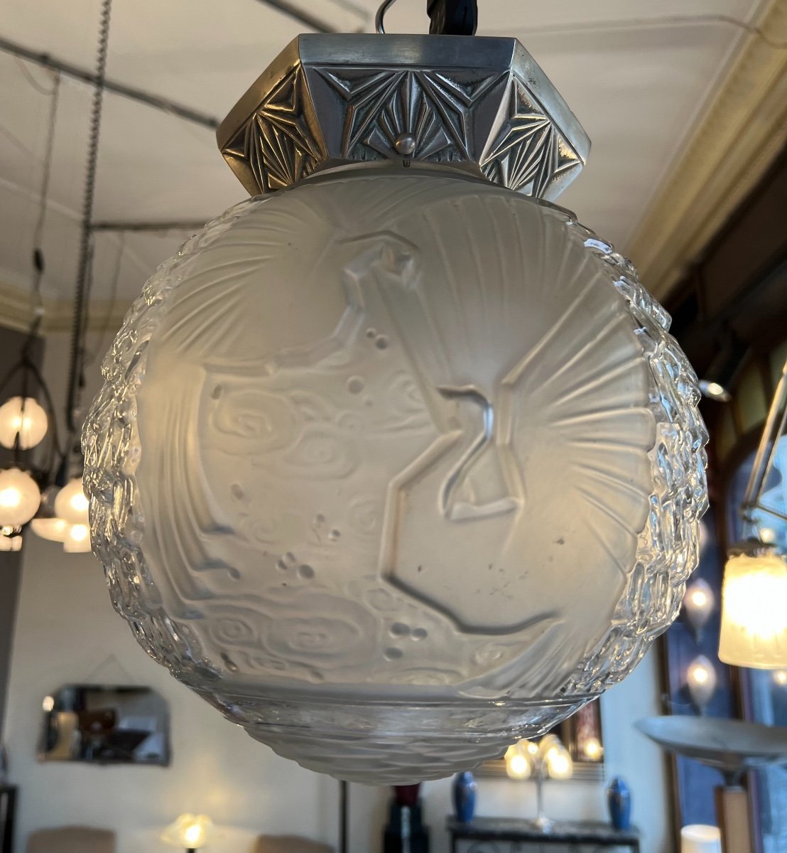 Plafonnier Art Déco «  Boule Aux Paons » Signé Müller Frères ( Lustre / Suspension 1930 ) -photo-5