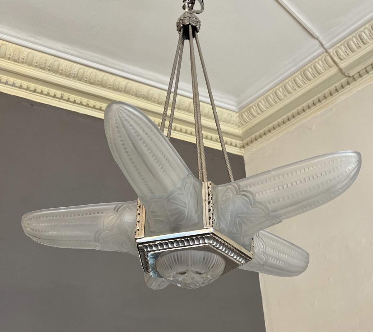 Superb Art Deco Belgian Glass Chandelier With 5 Cornets (art Deco Chandelier / Suspension 1930)-photo-8