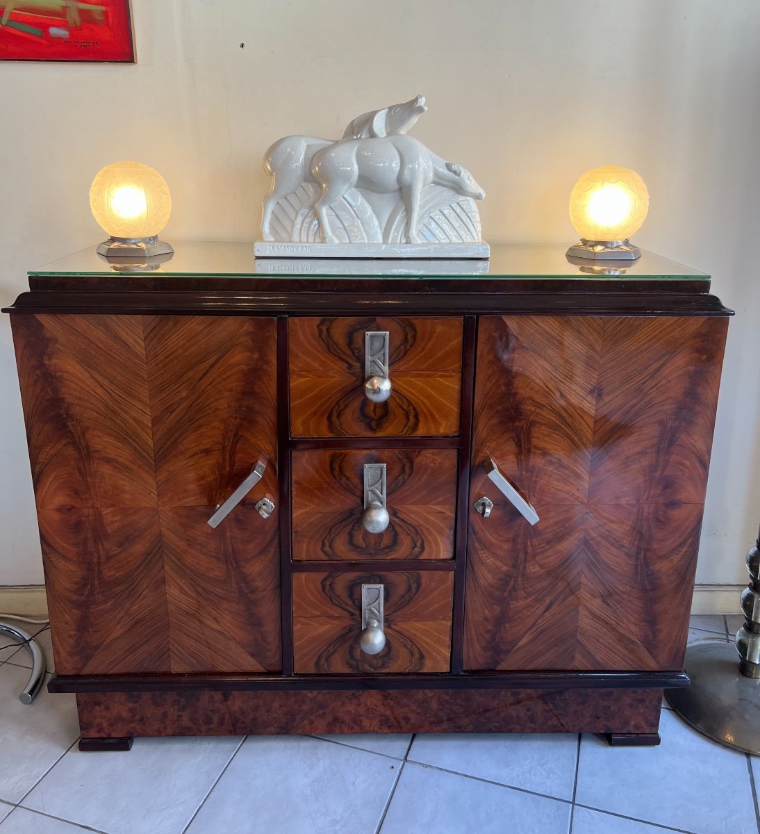 Magnificent Art Deco Buffet In Walnut And Burl Walnut Polished Au Tampon (art Deco Furniture 1930)