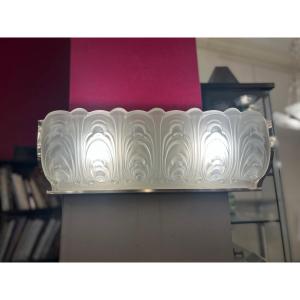 Large Unique Art Deco Val Saint Lambert Wall Lamp In Nacrocrystal (art Deco Wall Lights 1930)