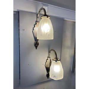 Pair Of Art Deco Degué Wall Lights In Nickel-plated Bronze And Pressed Glass (art Deco Wall Lamp 1930) 