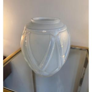 Vase Art Déco Opalescent Modèle « Etrusque » Signé André Hunebelle ( vases art deco 1930 ) 