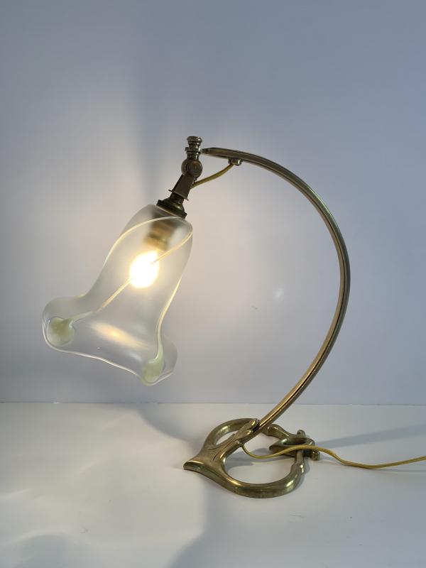 586104-5e908eee9a0a9.jpg