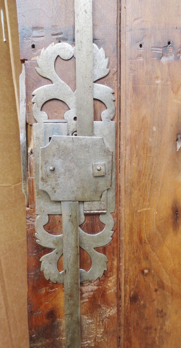 Armoire Louis XIII En Noyer. -photo-4