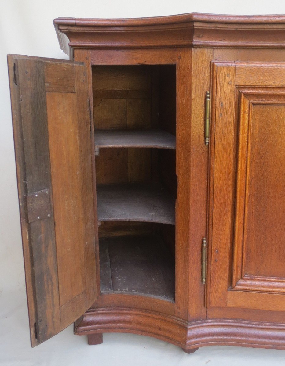 Curved Buffet, 18th Century.-photo-5