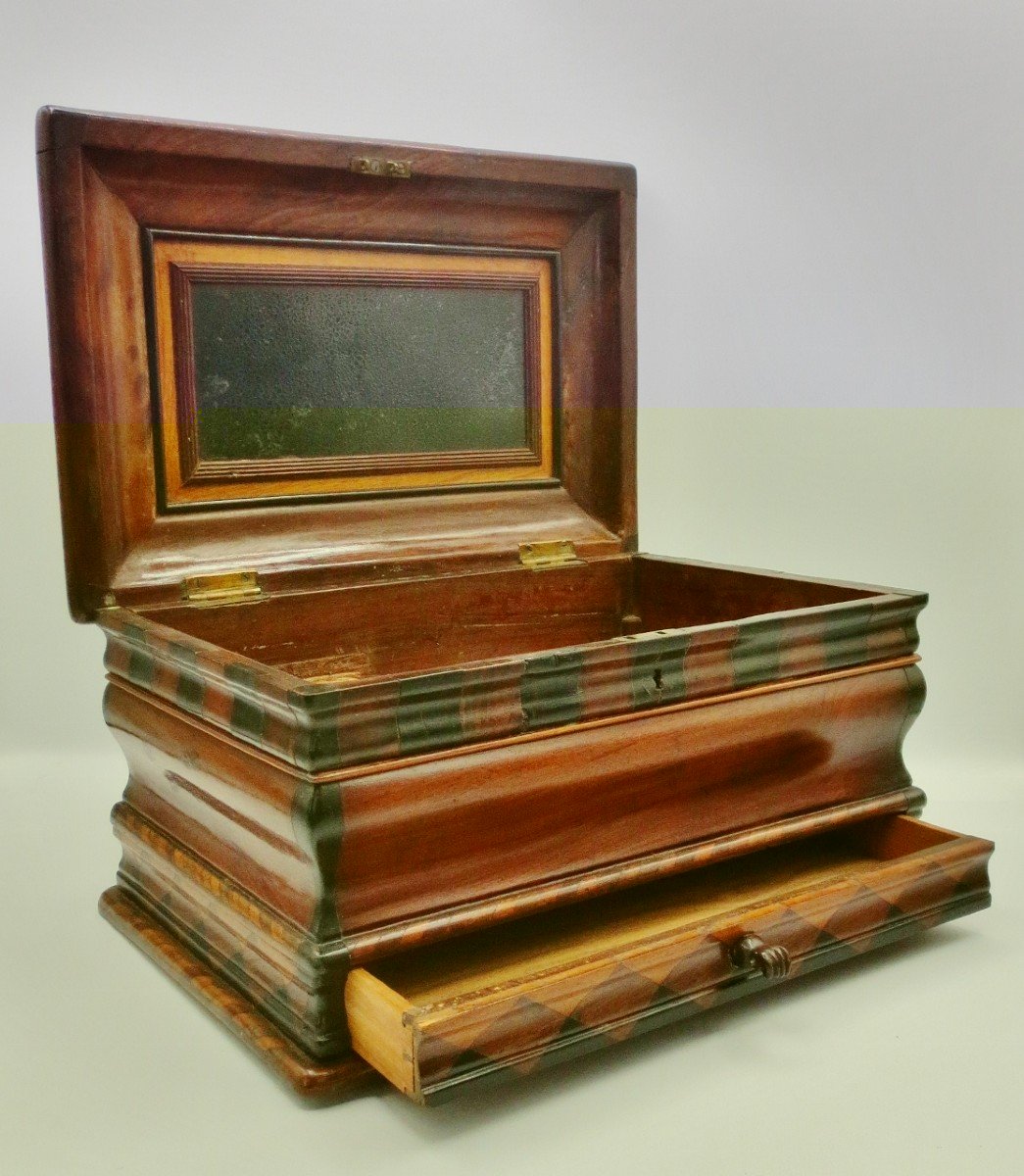 Box, Germany 18th Century.-photo-1