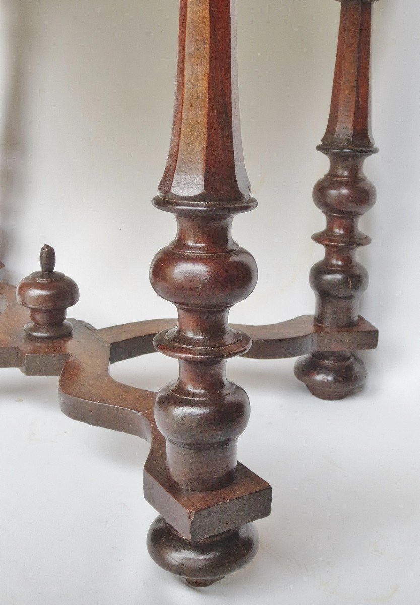 Table En Noyer Louis XIII.    -photo-2