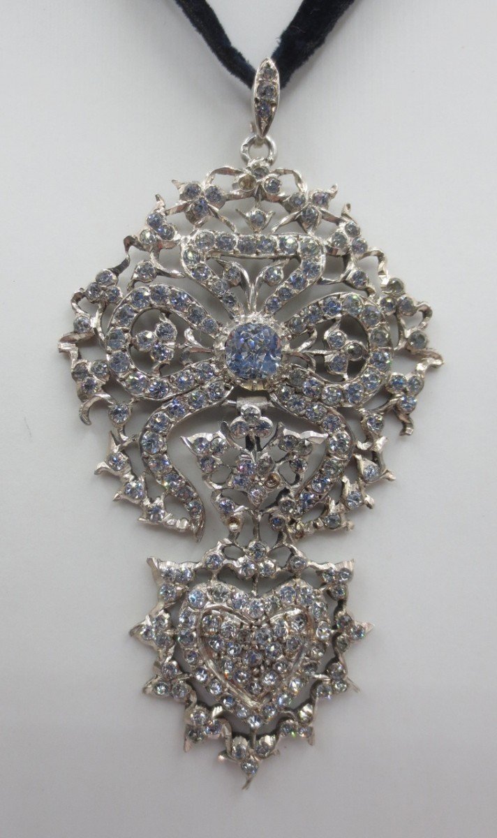Norman Heart Pendant, 19th Century.  -photo-4