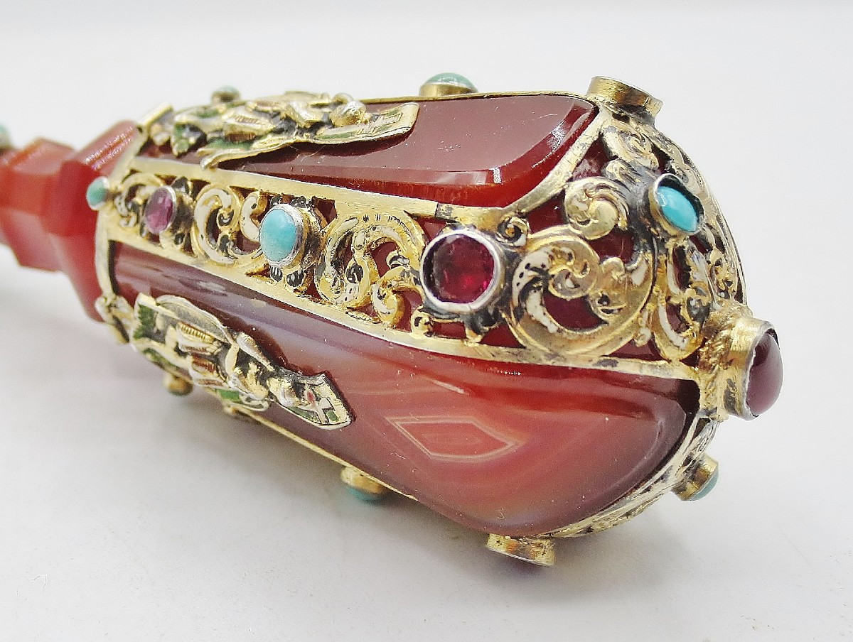 Carnelian And Silver-gilt Seal. -photo-2
