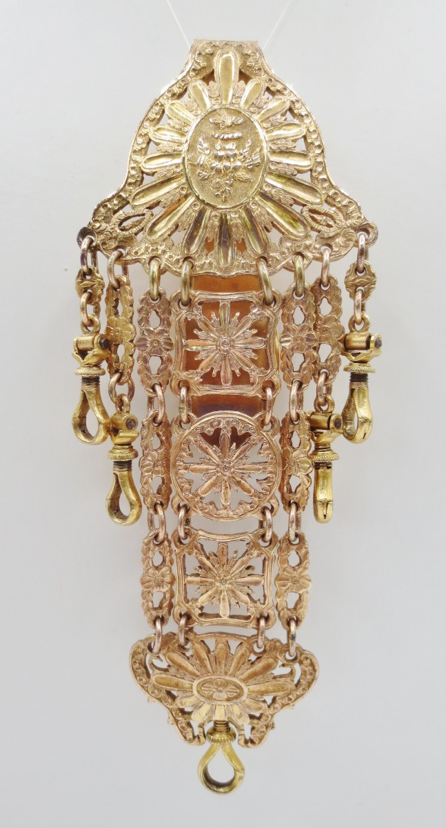 Châtelaine XVIIIe siècle.  