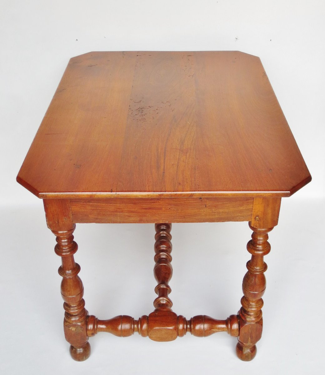 Table Louis XIV en bois fruitier.-photo-6