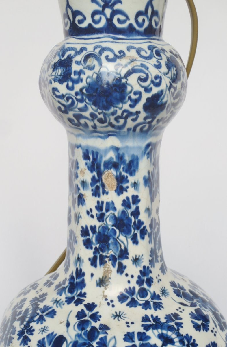 Lampe en faïence de Delft, XVIIIe siècle. -photo-4