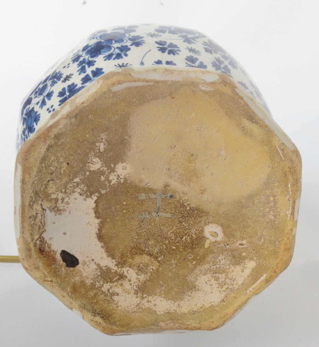 Lampe en faïence de Delft, XVIIIe siècle. -photo-7