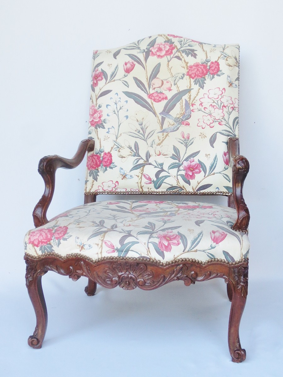Fauteuil Régence, XVIIIe siècle.  