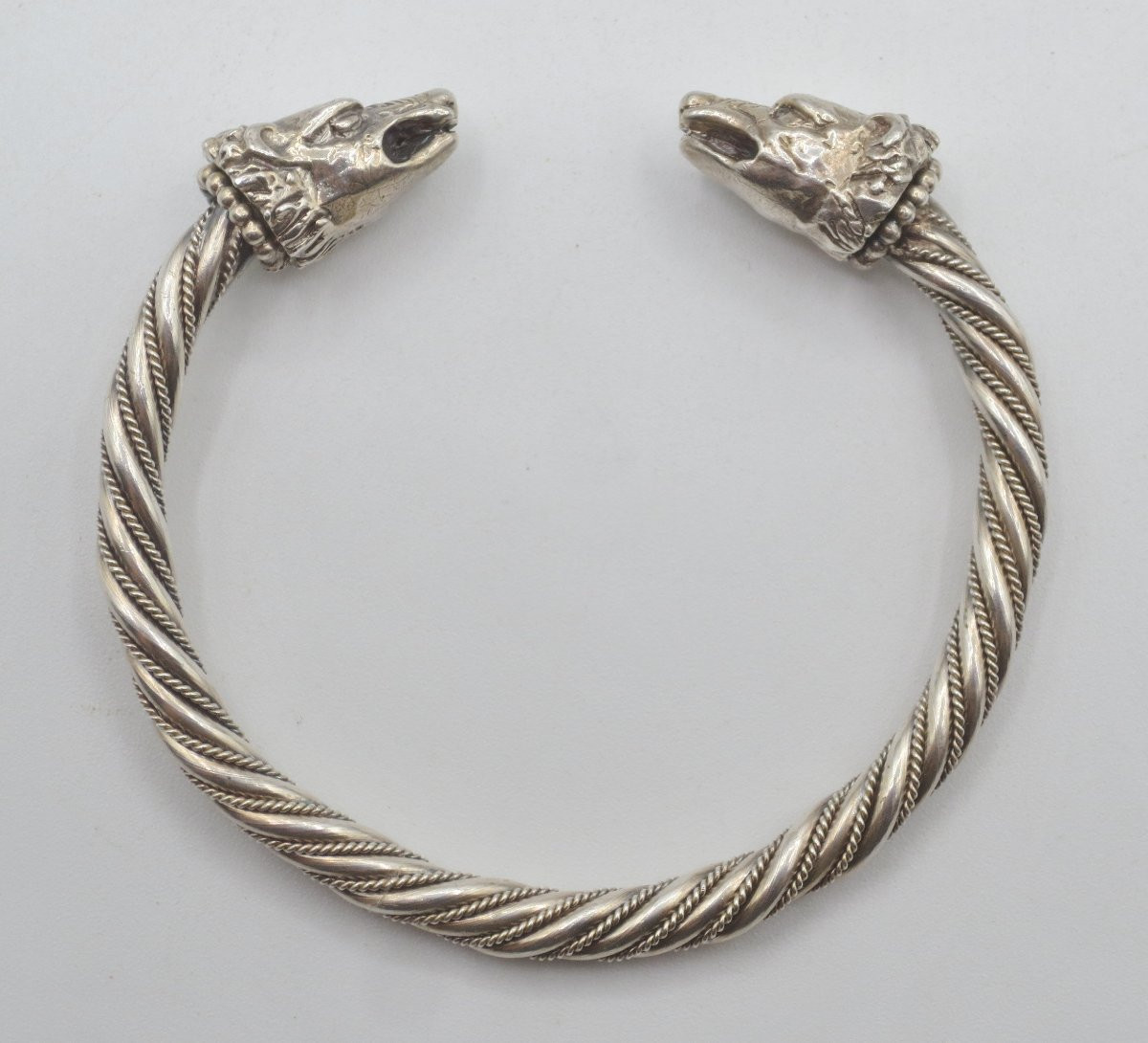 Bracelet Torque en argent massif.  -photo-5