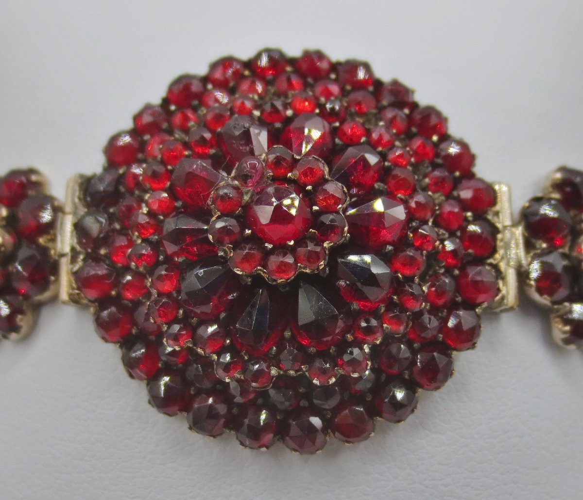 Bracelet serti de grenats, Napoléon III.   -photo-2