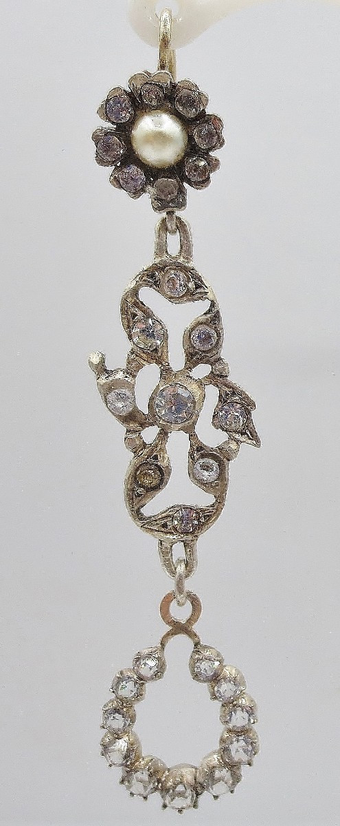 Earrings, Early 20th Century.   -photo-1