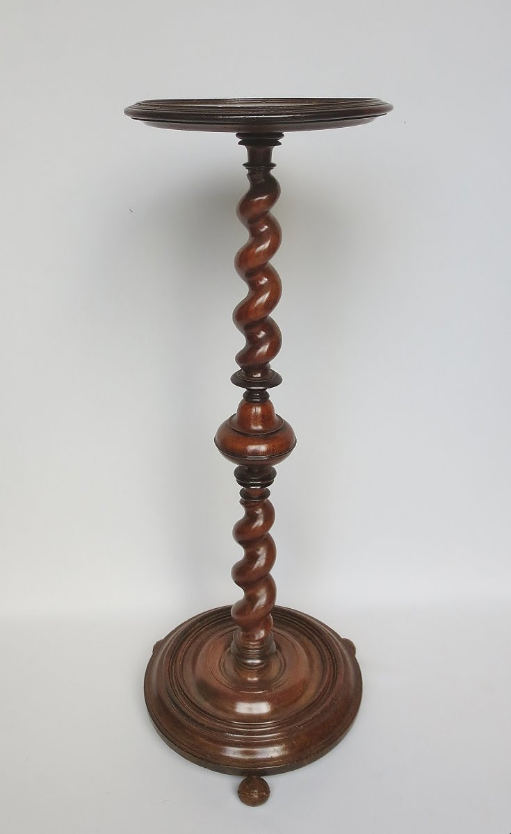 Sellette porte lumière, XVIIe siècle. -photo-1