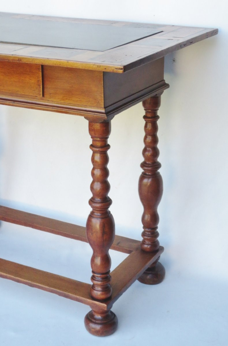 Table de changeur,  Suisse, XVIIe siècle.  -photo-4